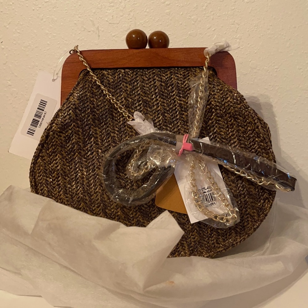 Handbag Republic-Vegan-Crossbody Purse- Brand New, brown